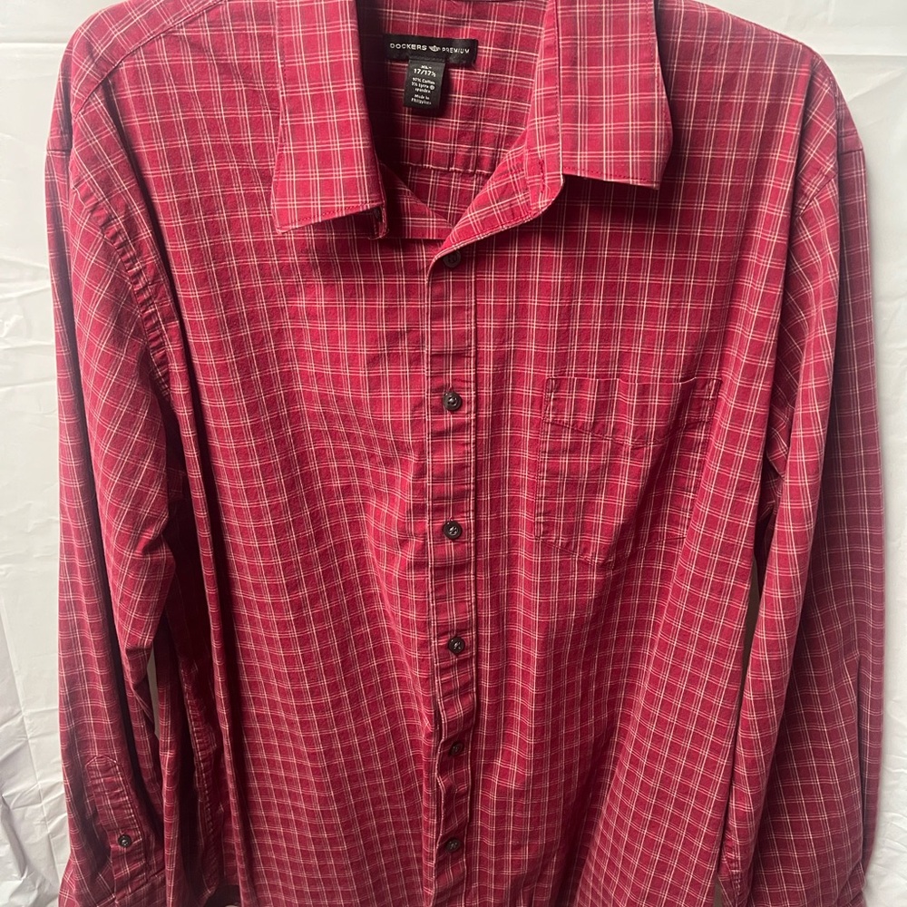 Dockers Men's Red Checkered Button Down Shirt